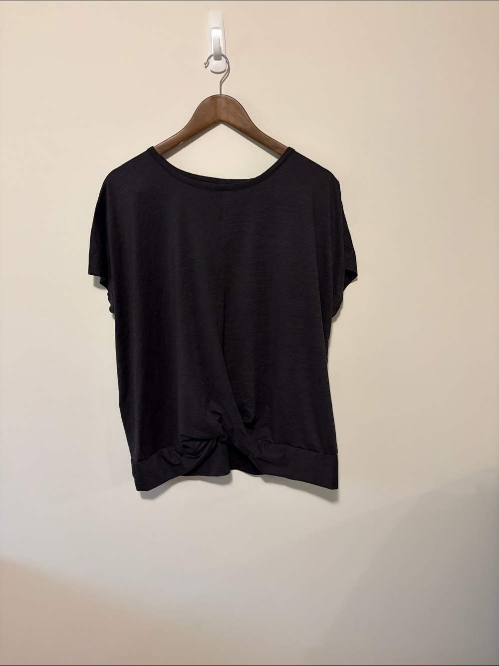 Women's Dark Grey Twist-Back Short Sleeve Tee
